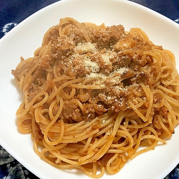 レトルトハンバーグで お手軽ボロネーゼ風スパゲティ